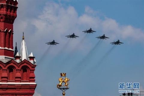 俄罗斯举行胜利日阅兵式彩排