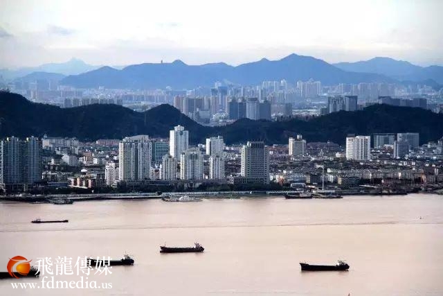 寻味台州海鲜：从菜市场吃到米其林