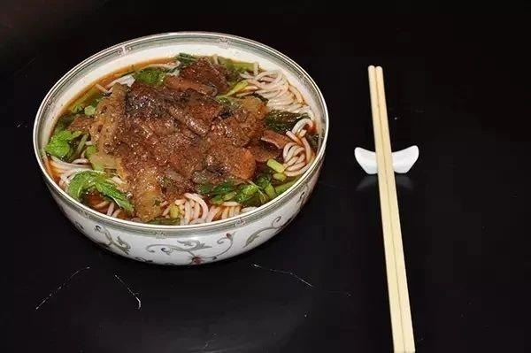 「大嘴搜食」云南风味，一根米线串起乡愁